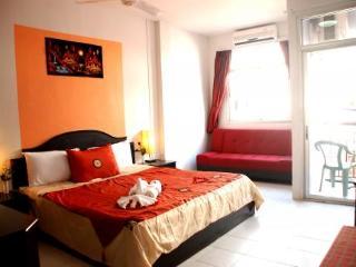Casa Bonita Guest House Patong Exterior photo