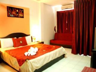 Casa Bonita Guest House Patong Exterior photo