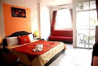 Casa Bonita Guest House Patong Exterior photo